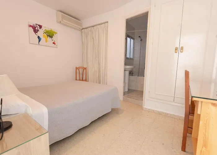 Πανσιόν La Pilarica 3*